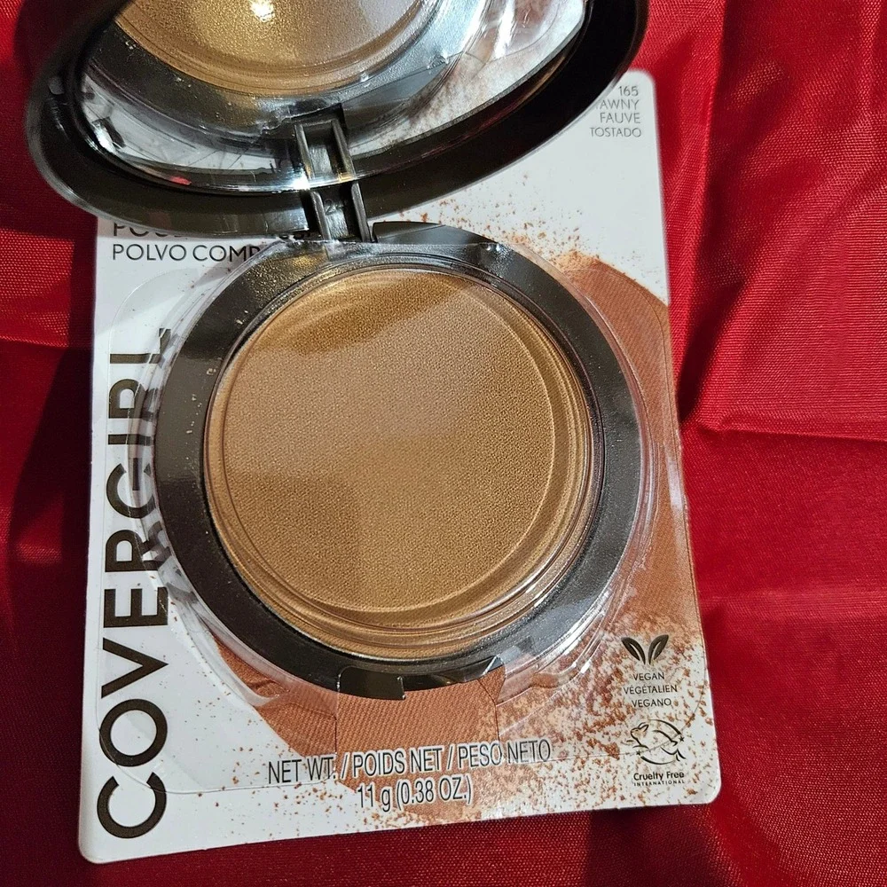 COVERGIRL‎ Clean Invisible Pressed Powder 165 Tawny Fauve Talc Free